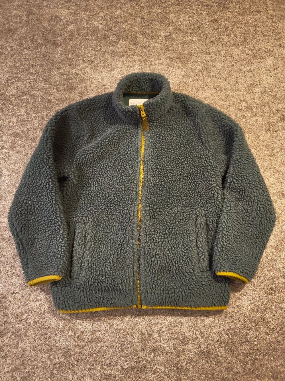 Amazon Essentials Kids Sherpa Jacket | Size M (8) | Grayish Green
